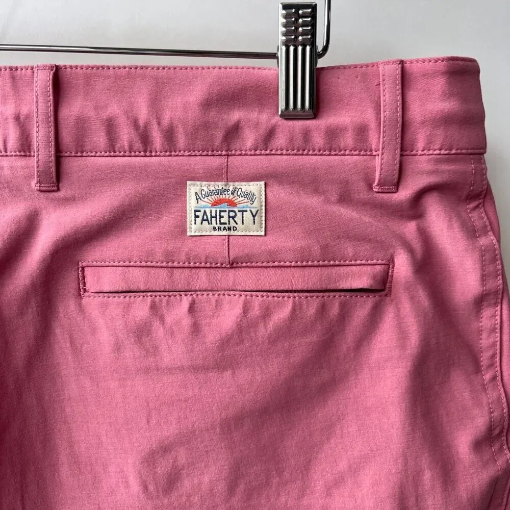 Faherty Men All day shorts , pink, Size 35 B168